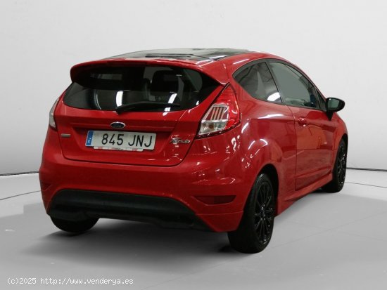 Ford Fiesta Red Edition - Barcelona