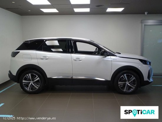 Peugeot 3008  225 e-EAT8 Allure Pack - Barakaldo