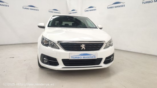 Peugeot 308 5p Style BlueHDi 75KW (100CV) NAVI - QUART DE POBLET