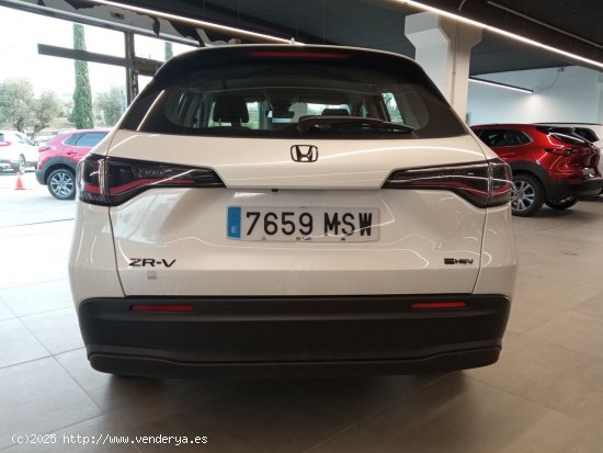 Honda ZR-V 2.0 HEV ELEGANCE CVT 5P - 