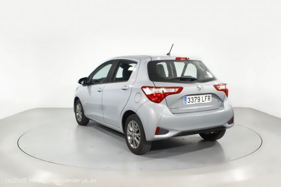 Toyota Yaris 1.0 VVT-I BUSINESS 5P - 