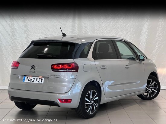 Citroën C4 Picasso C4 Spacetourer 1.2 PureTech S&S Live 130 - 