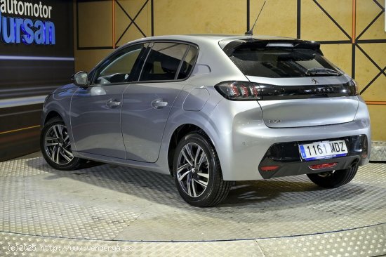 Peugeot 208   PureTech 73kW 100CV Allure - 