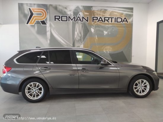 BMW Serie 3 318d touring de 2014 con 261.000 Km por 10.900 EUR. en Sevilla