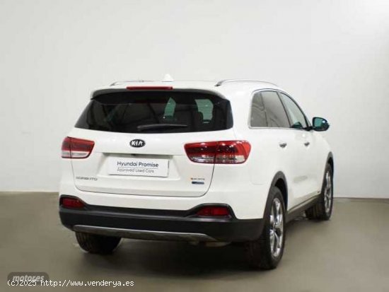 Kia Sorento Sorento 2.2CRDi Emotion 4x4 Aut. de 2018 con 113.600 Km por 24.490 EUR. en Cadiz