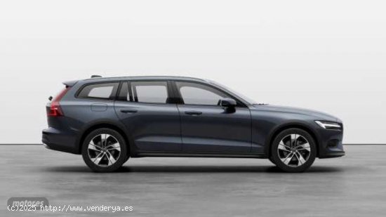 Volvo V 60 V60 2.0 B4 D CROSS COUNTRY PLUS AUTO AWD 197 5P de 2023 con 13.746 Km por 45.500 EUR. en 