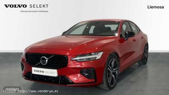  Volvo S60 Recharge R-Design, Recharge T8 eAWD plug-in hybrid de 2022 con 42.350 Km por 48.500 EUR. e 