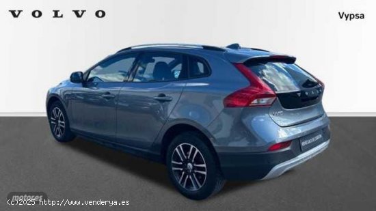 Volvo V 40 2.0 D2 MOMENTUM 120 5P de 2016 con 89.135 Km por 18.500 EUR. en Cordoba