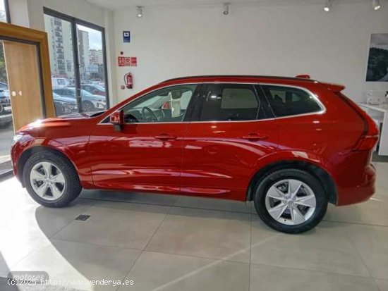 Volvo XC 60 2.0 B4 D CORE AUTO 4WD 197 5P de 2023 con 21.547 Km por 42.800 EUR. en Cadiz