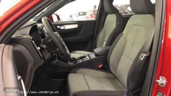 Volvo XC40 Core, B3 Mild Hybrid, Gasolina de 2024 con 10 Km por 36.500 EUR. en Pontevedra