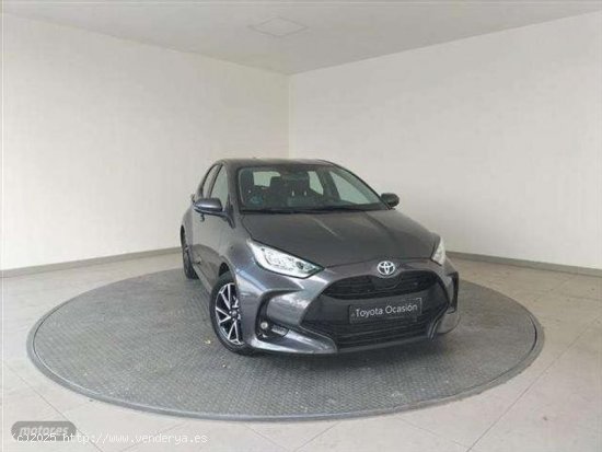 Toyota Yaris 120h 1.5 Style de 2022 con 76.474 Km por 20.700 EUR. en MADRID