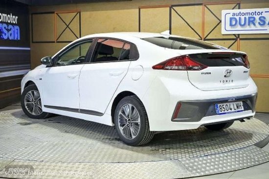 Hyundai Ioniq 1.6 Gdi Phev Klass Dct de 2021 con 31.154 Km por 19.890 EUR. en Madrid