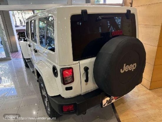 Jeep Wrangler 2.8crd Sahara Aut. de 2018 con 89.000 Km por 36.900 EUR. en Barcelona