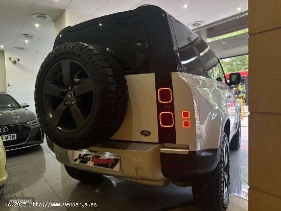 Land Rover Defender 90 3.0d L6 Mhev Hard Top X-dynamic Se Awd Aut. 250 de 2022 con 16.000 Km por 69.