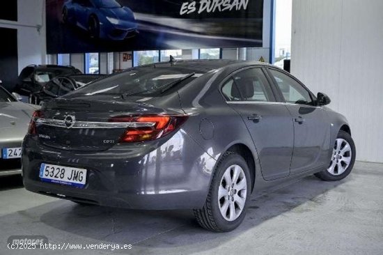 Opel Insignia 1.6 Cdti Start Stop 120 Cv Selective de 2016 con 99.504 Km por 10.990 EUR. en Madrid