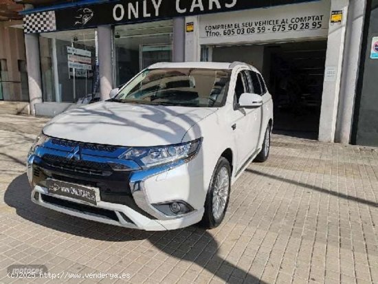 Mitsubishi Outlander Phev Motion 4wd de 2019 con 76.000 Km por 22.990 EUR. en Barcelona