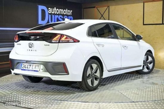 Hyundai Ioniq 1.6 Gdi Hev Tecno Dct de 2022 con 108.999 Km por 19.090 EUR. en Madrid