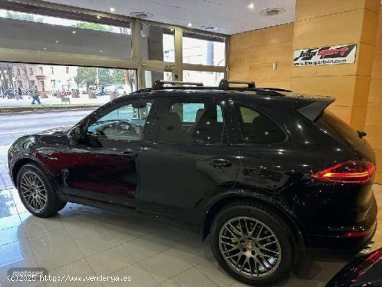 Porsche Cayenne S E-hybrid Platinum Edition de 2017 con 99.900 Km por 48.900 EUR. en Barcelona