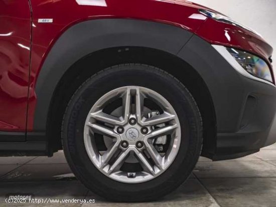 Hyundai Kona 1.0 TGDI Maxx 4x2 de 2023 con 22.360 Km por 19.990 EUR. en Guipuzcoa