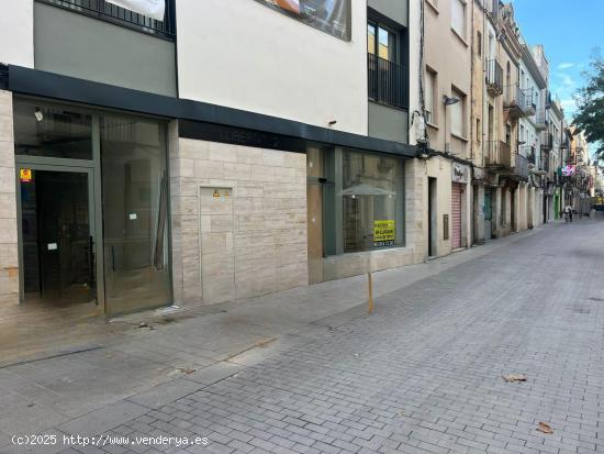 ¡¡ LOCAL COMERCIAL EN VILANOVA CENTRO !! - BARCELONA