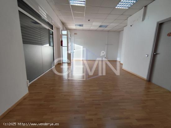 LOCAL COMERCIAL EN ALQUILER EN MONTCADA I REIXAC - BARCELONA