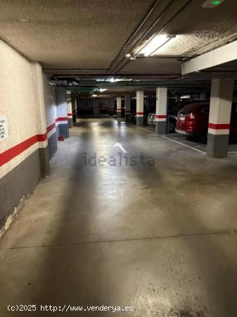 PLAZA DE parking para coche pequeño - MADRID