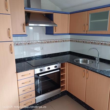 ATICO EN VENTA DE 2 HABITACIONES EN MONTEBALADO - A CORUÑA