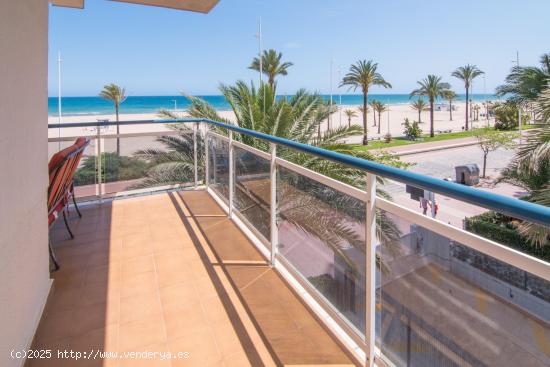 APARTAMENTO PRIMERA LINEA DE PLAYA - VALENCIA