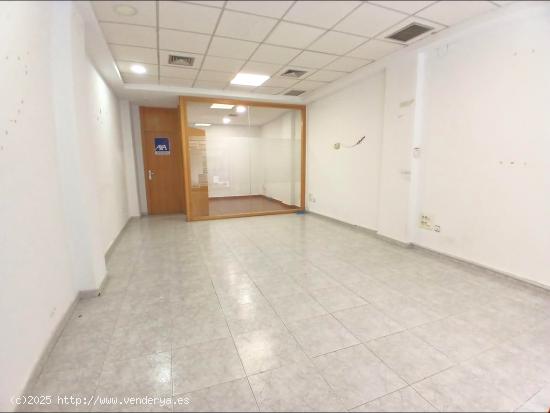 Exclusivo Local para Oficinas en el Corazón de la Ciudad - CACERES