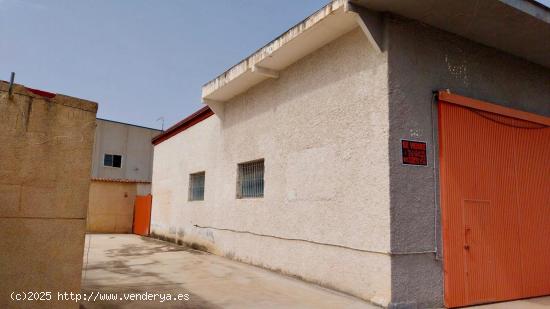 SE VENDE NAVE EN EL POLIGONO INDUSTRIAL CASA GRANDE DE TORREVIEJA - ALICANTE