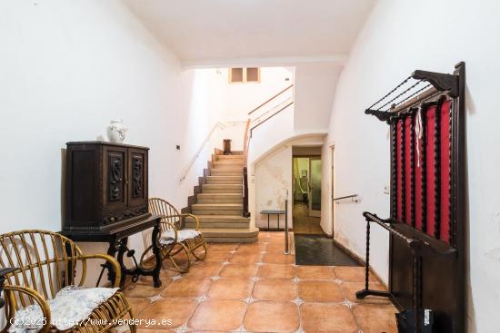 Amplia casa, del s. XVII a la venta en Mula - MURCIA