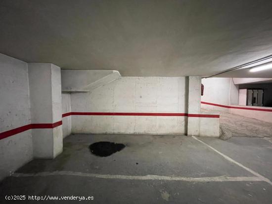 Fantástica oferta de plaza de garaje en el centro de Águilas - MURCIA