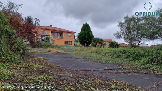 VIVIENDA AISLADA PARA REFORMAR EN FERROL - A CORUÑA