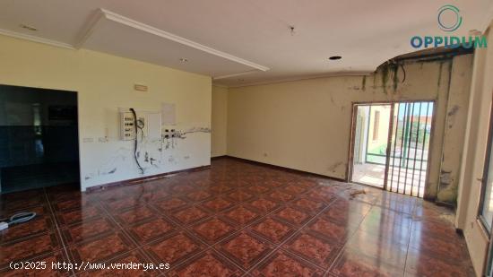 VIVIENDA AISLADA PARA REFORMAR EN FERROL - A CORUÑA