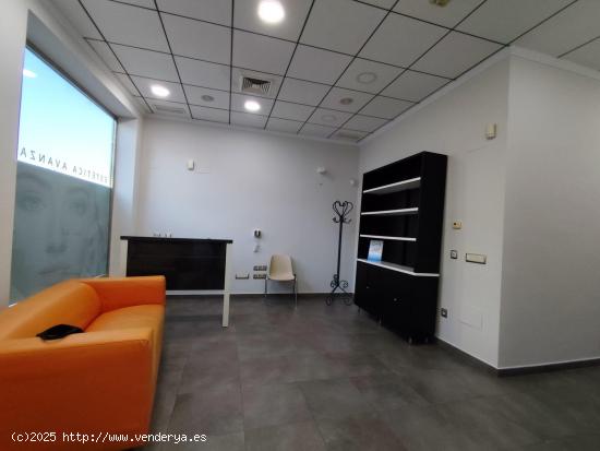 ¡Oportunidad Única! Local Comercial Amplio y Versátil en Torre Pacheco - MURCIA