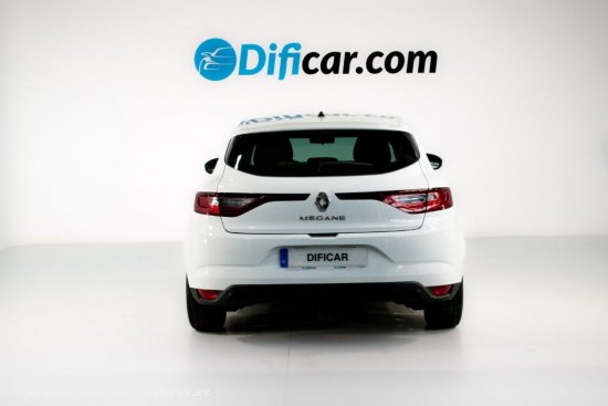 Renault Megane 1.3 TCE140CV LIMITED - Molins de Rei