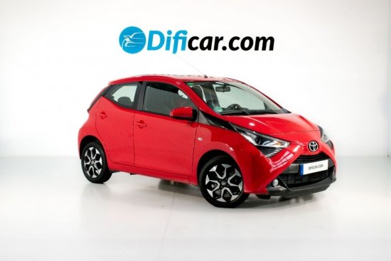 Toyota Aygo C-PLAY 1.0 72CV 5P AUTO - Fornells de la Selva