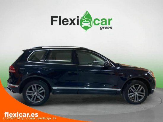 Volkswagen Touareg R-Line 3.0 TDI 193kW(262CV) BMT Tiptron - Esplugues de Llobregat