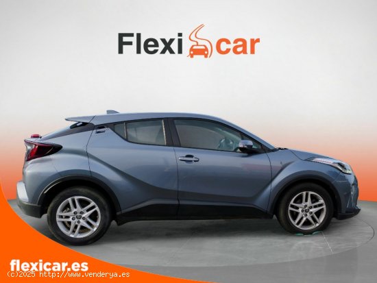 Toyota C-HR 1.8 125H Active - 5P (2022) - Lugo