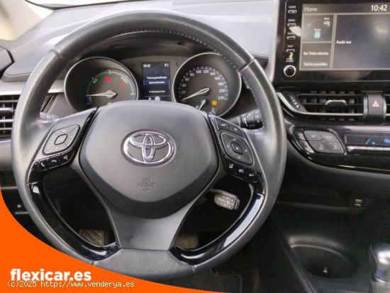 Toyota C-HR 1.8 125H Active - 5P (2022) - Lugo