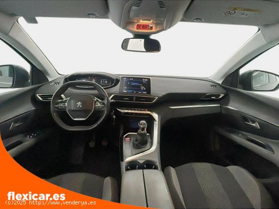 Peugeot 5008 Allure 1.2L PureTech 96kW (130CV) S&S - Valencia