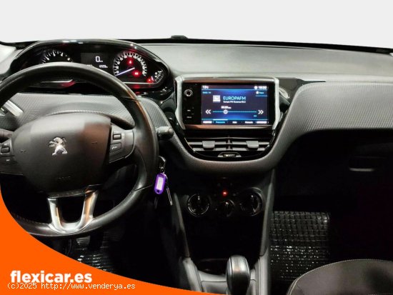 Peugeot 208 5P STYLE 1.2L PureTech 60KW (82CV) - Ourense