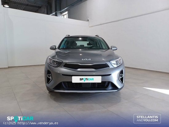 Kia Stonic  1.0 T-GDi 74kW (100CV) MHEV MT Drive - Granada