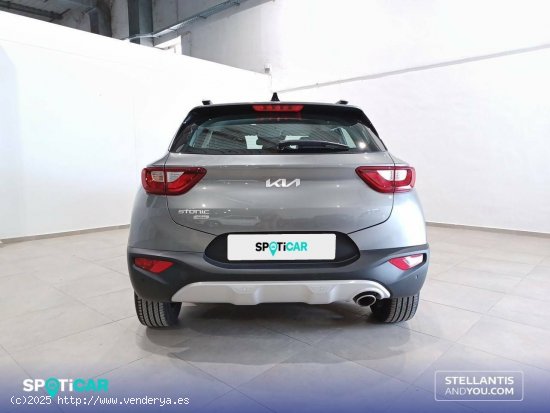 Kia Stonic  1.0 T-GDi 74kW (100CV) MHEV MT Drive - Granada