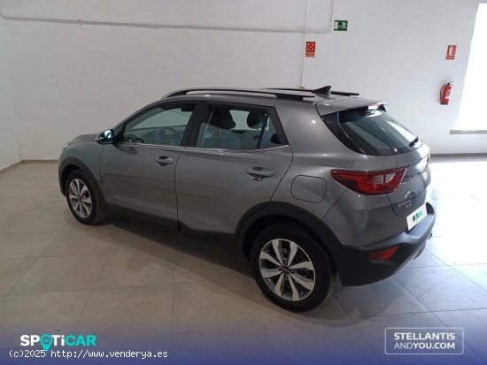 Kia Stonic  1.0 T-GDi 74kW (100CV) MHEV MT Drive - Granada