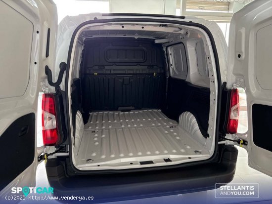 Peugeot Partner  Standard 1000kg BlueHDi 73kW - - Almería