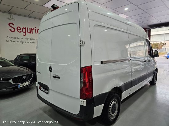 Mercedes Sprinter 311 CDI 114 CV MEDIO 3.5T T. ALTO TD - CUENCA