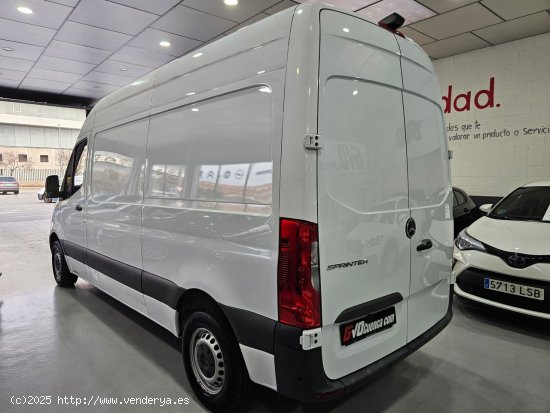 Mercedes Sprinter 311 CDI 114 CV MEDIO 3.5T T. ALTO TD - CUENCA