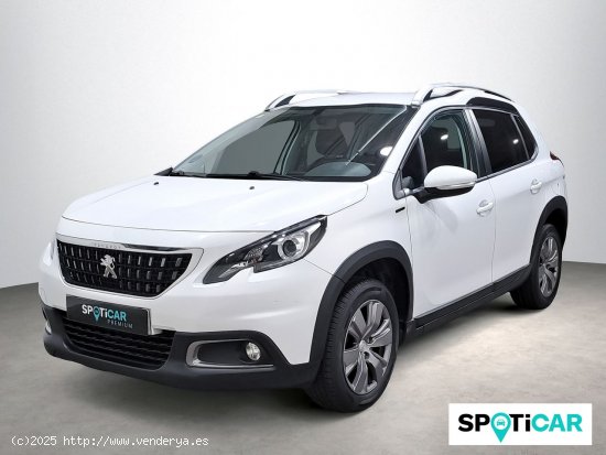 Peugeot 2008 Signature BlueHDi 100 S&S 5 Vel. MAN - 