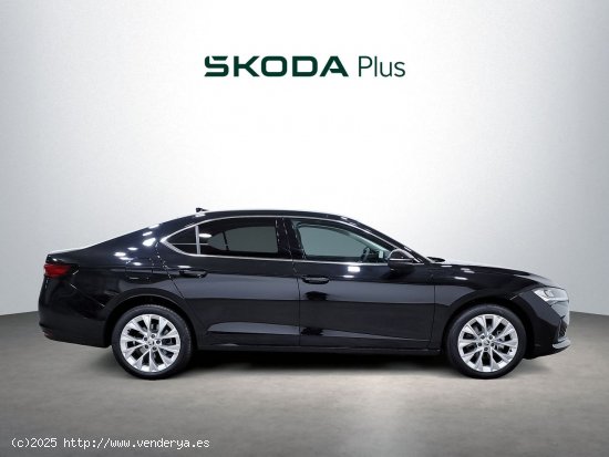 Skoda Superb 1.5 TSI m-HEV 110kW (150CV) DSG Selectio - 